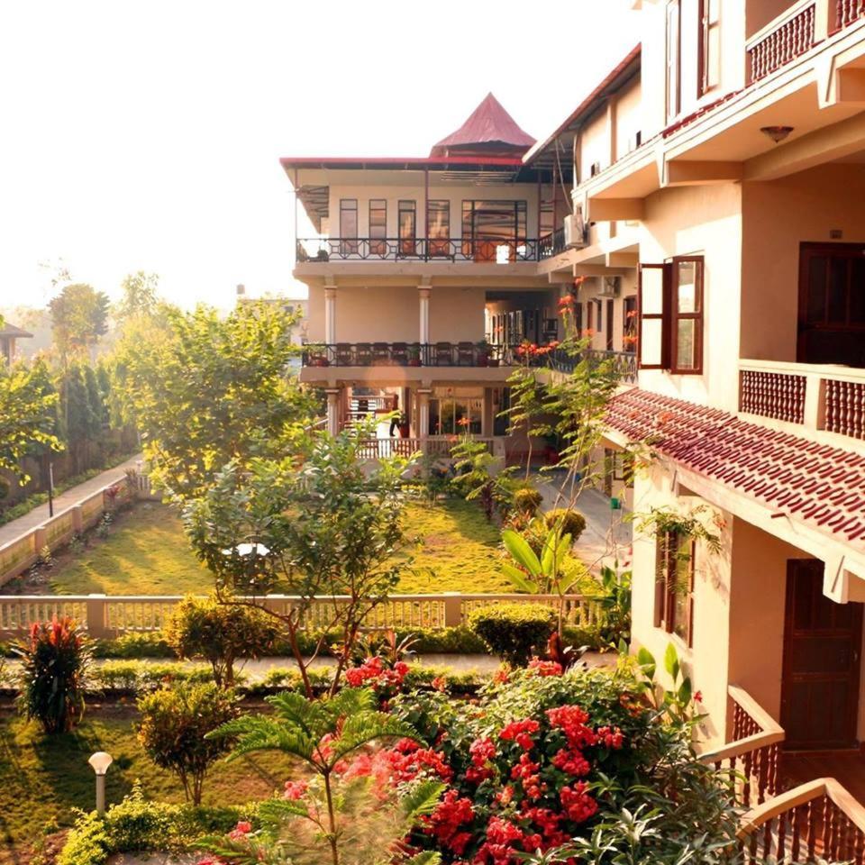 Hotel Royal Safari Саураха Екстер'єр фото